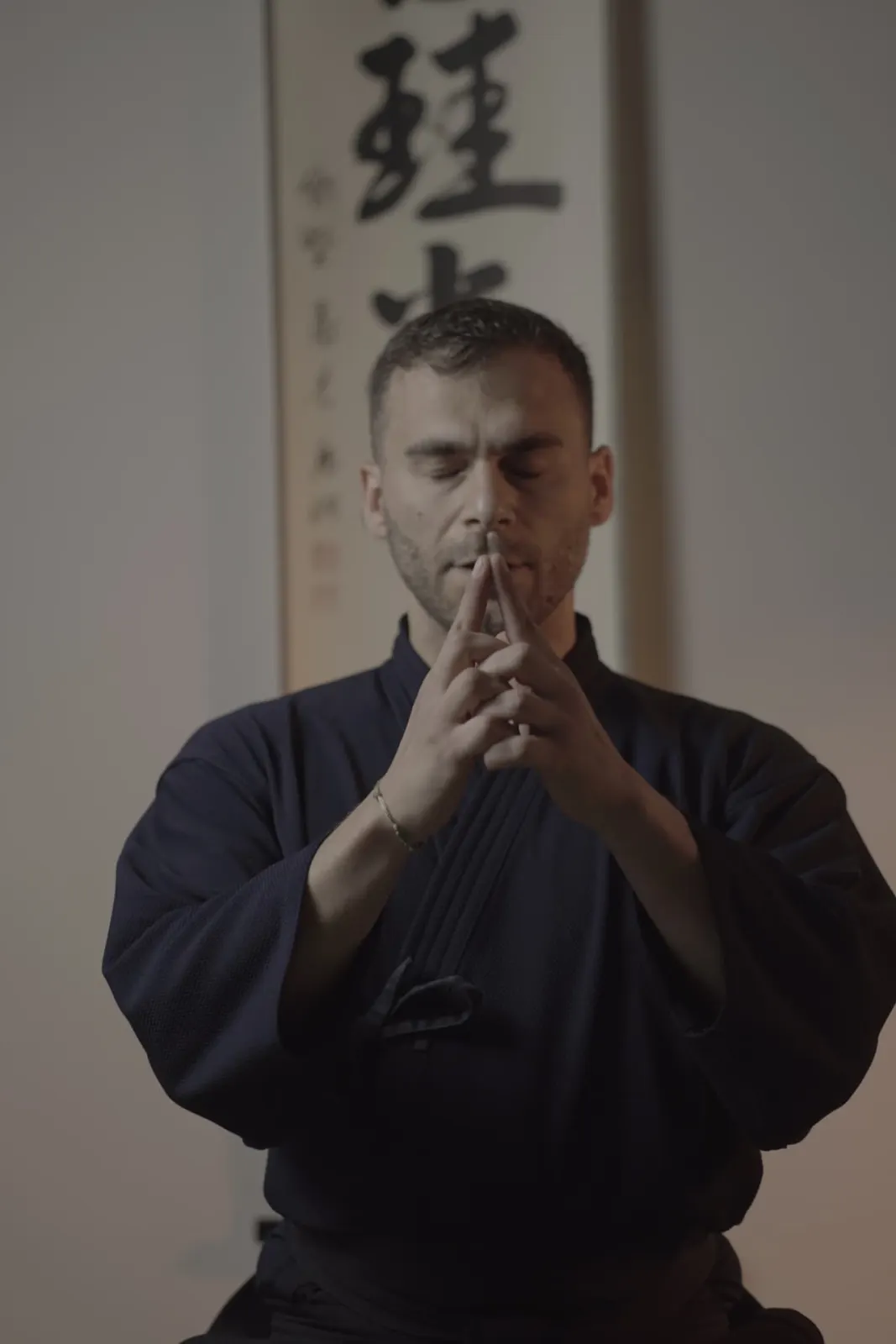 Sessione di meditazione e pratica di presenza nello spazio Nodō a Torino