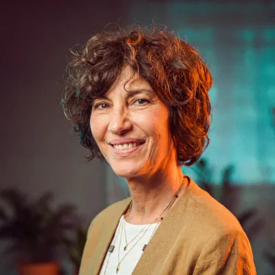 Valentina Genna — Hypnotherapist · RTT Practitioner
